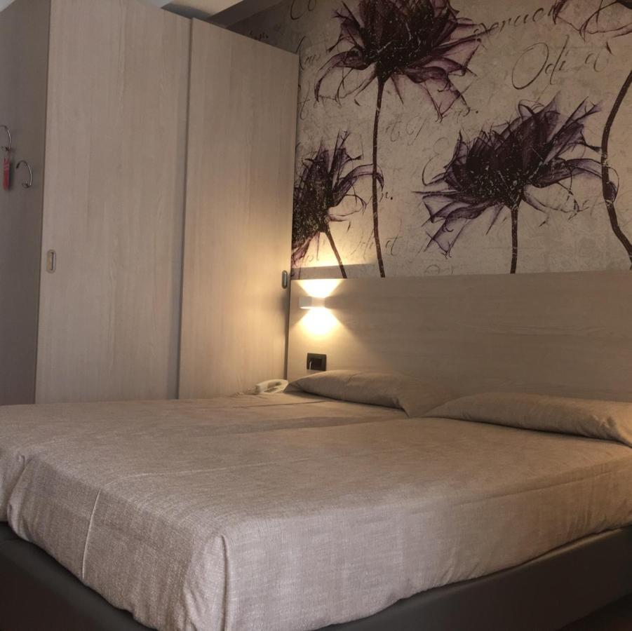 Hotel Italy Bibione Exterior foto